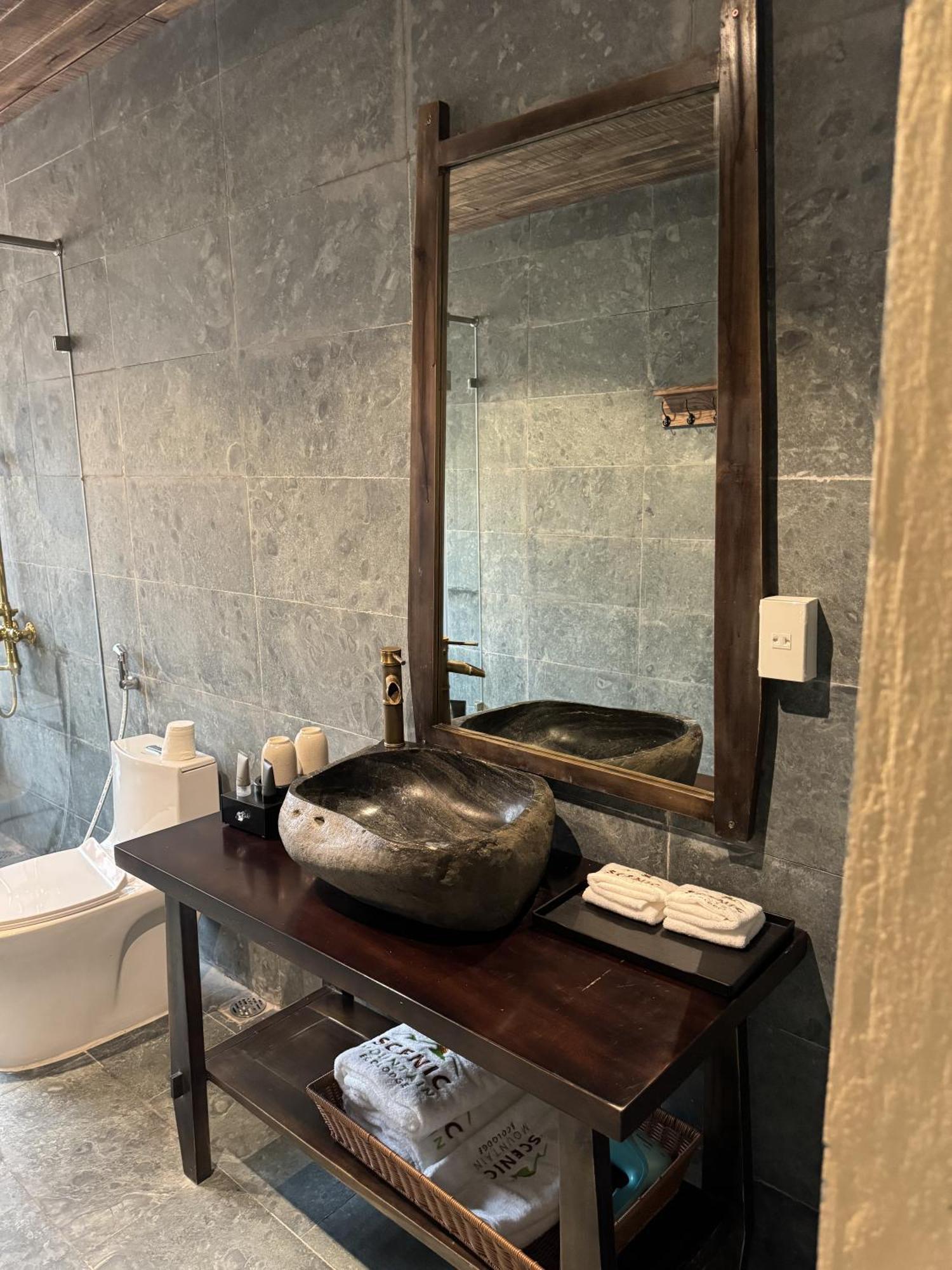 Scenic Mountain Ecolodge 닌빈 외부 사진